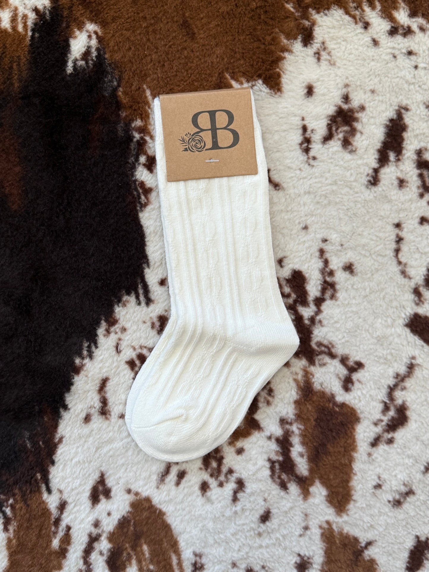 Pepper Knee-High Cable Knit Socks