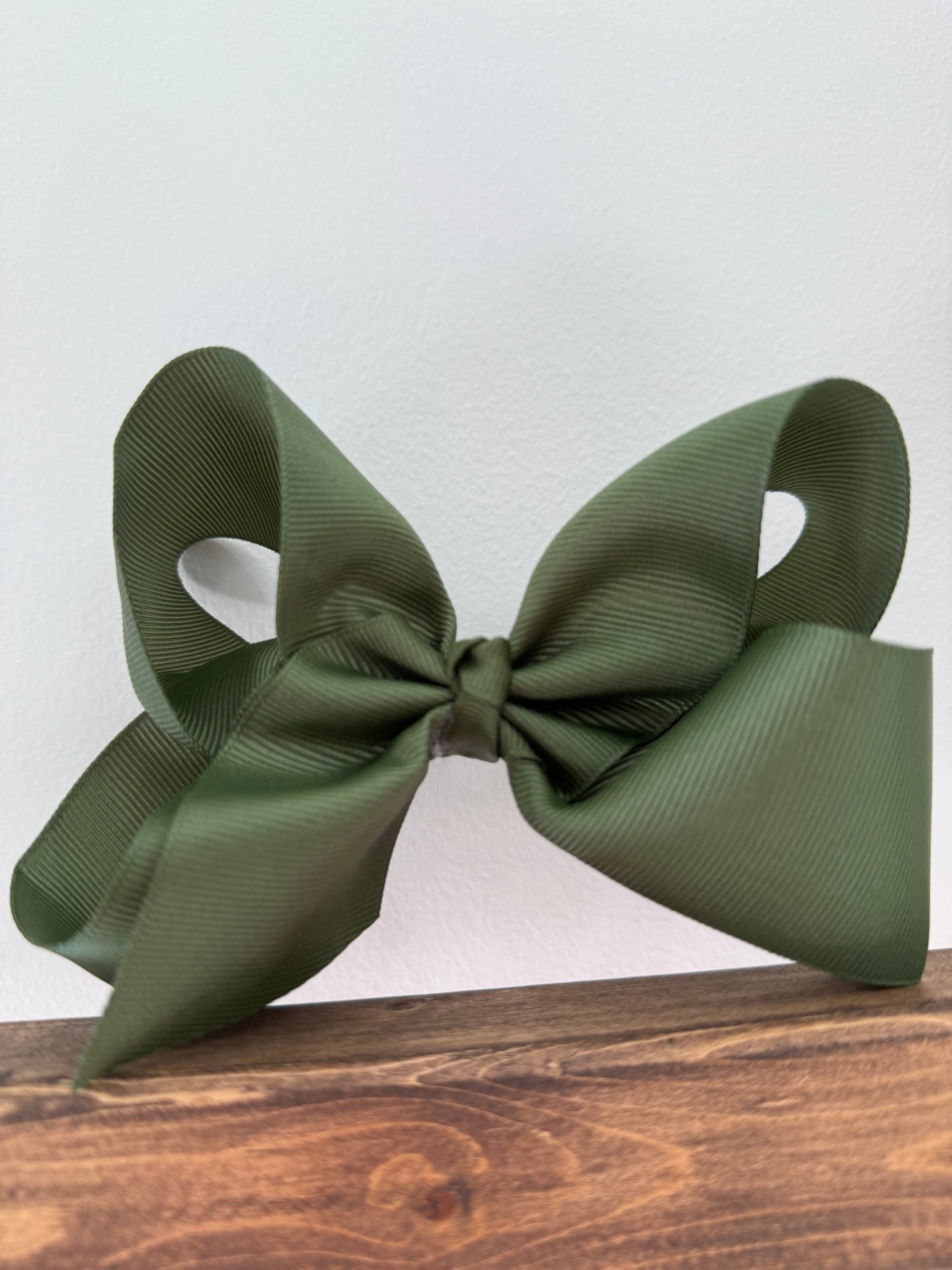 Alligator Clip 5 Inch Bows