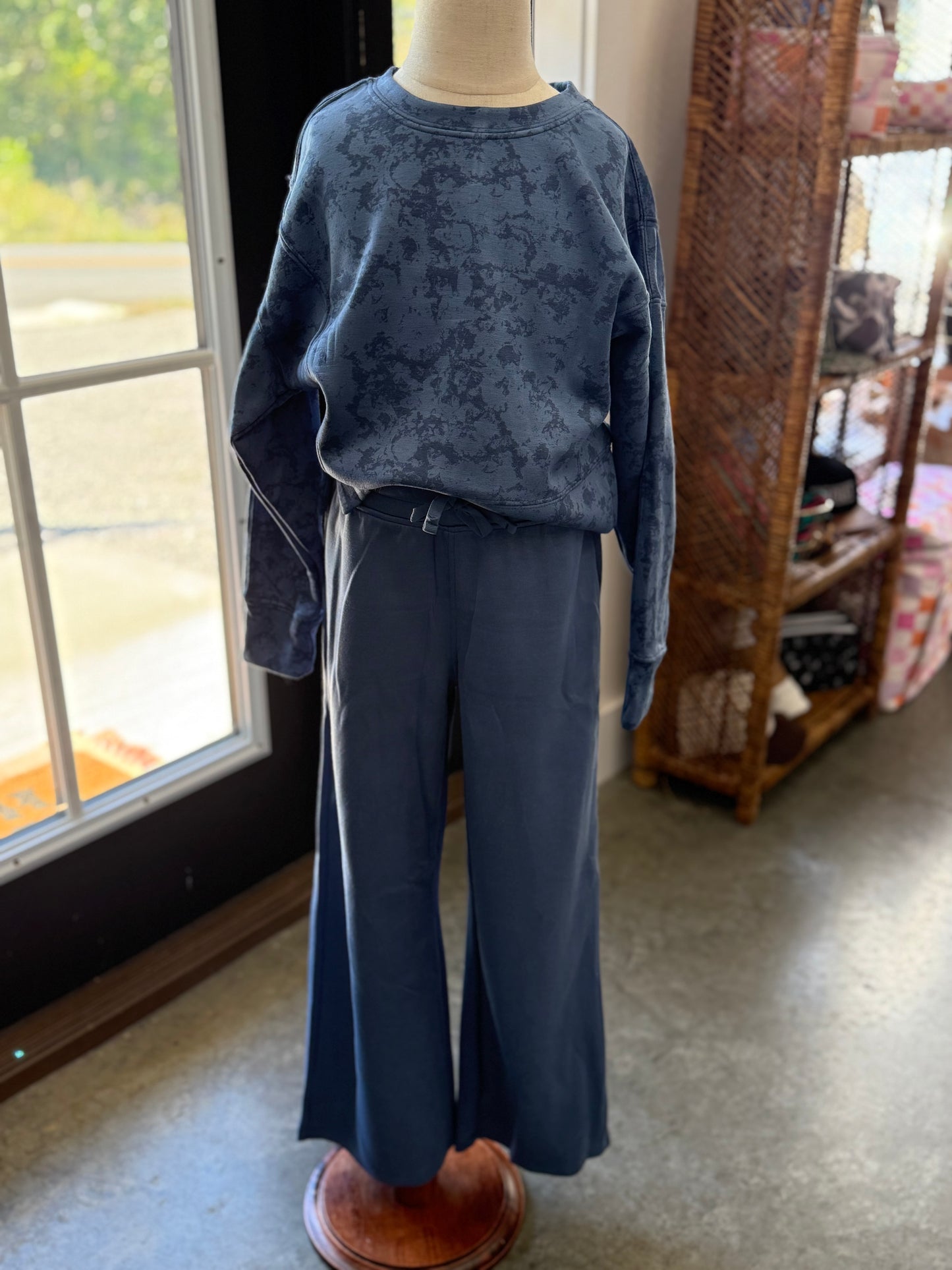 Scuba Crew Pullover Set *Blot Blue