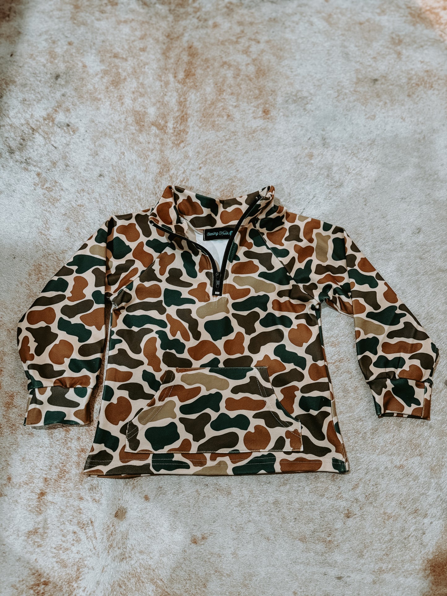 Can’t See Me Pullover