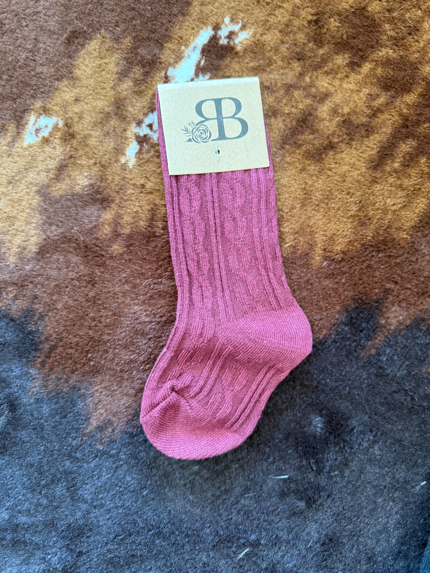 Pepper Knee-High Cable Knit Socks