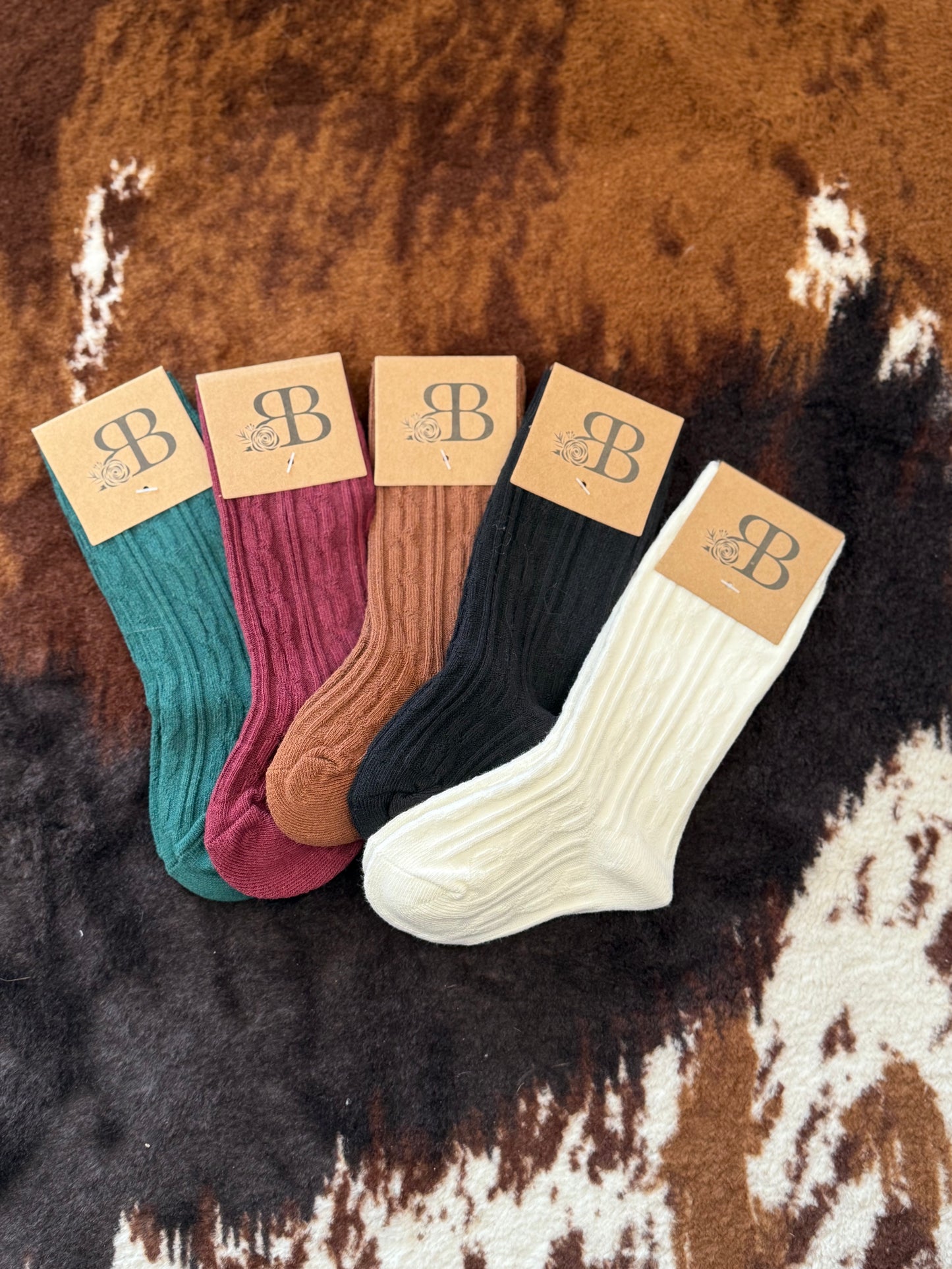 Pepper Knee-High Cable Knit Socks
